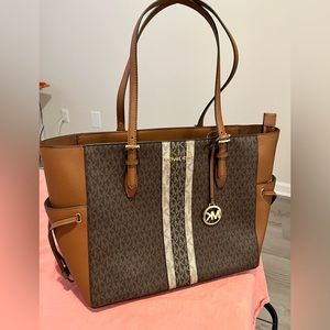 NWT brown Michael Kors bag